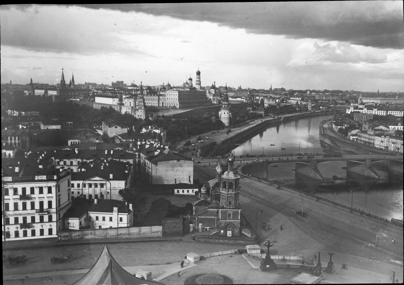 Большой Каменный мост в Москве.