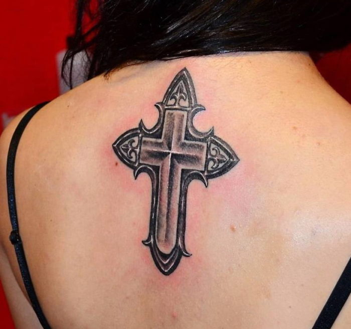 Татуировка - крест