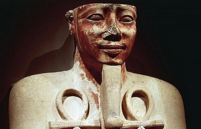 1. Гигантские памятники с гениталиями археология, древний египет, история, фараоны