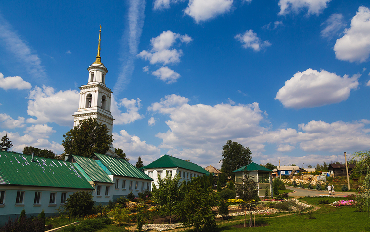 Знаменский монастырь