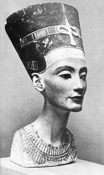 царица египта нефертити