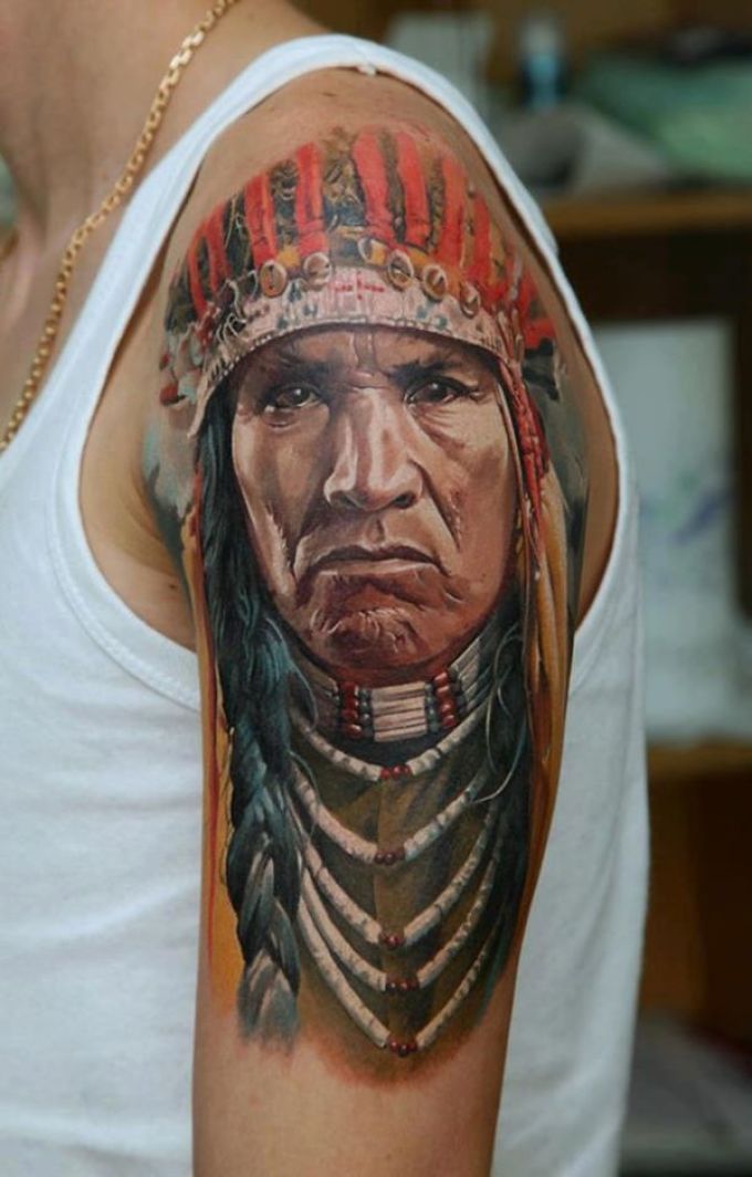 Татуировка-оберег в виде лица индейца