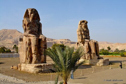 статуи близнецы, египет, аменхотеп III