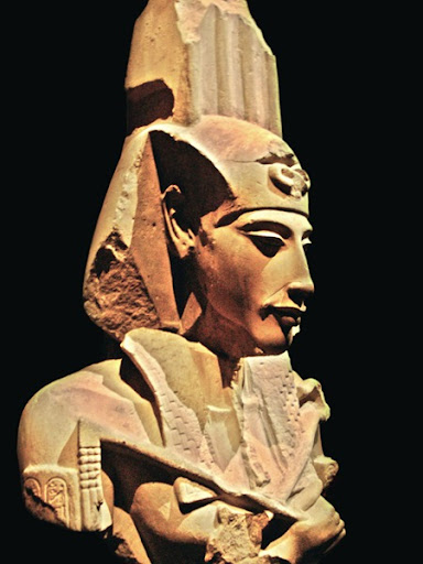 Akhenaten_-_Ajenatón