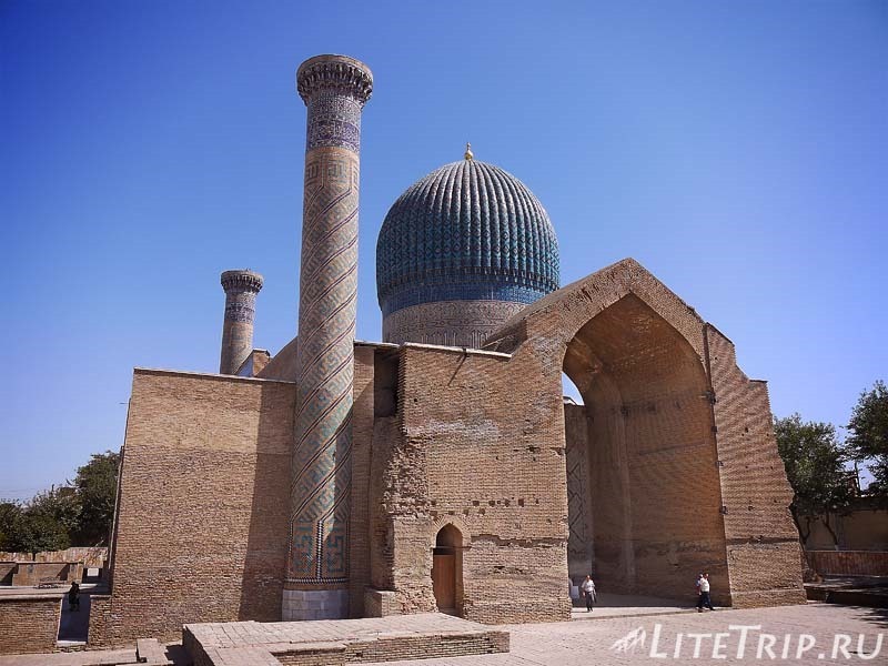 Узбекистан. Самарканд. Гур Эмир - мавзолей Тамерлана.