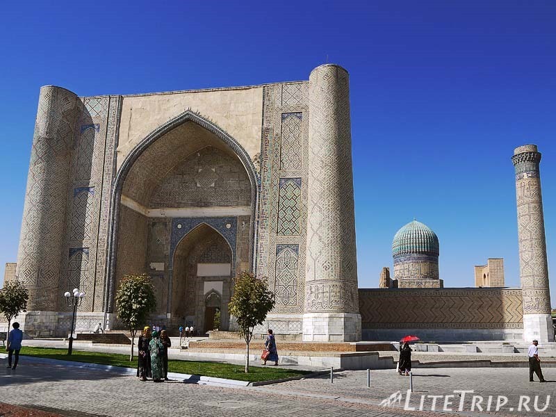 Узбекистан. Самарканд. Мечеть Биби-Ханум.