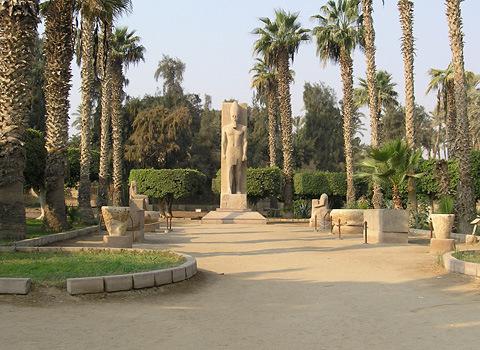первой столицей египетского царства являлся 