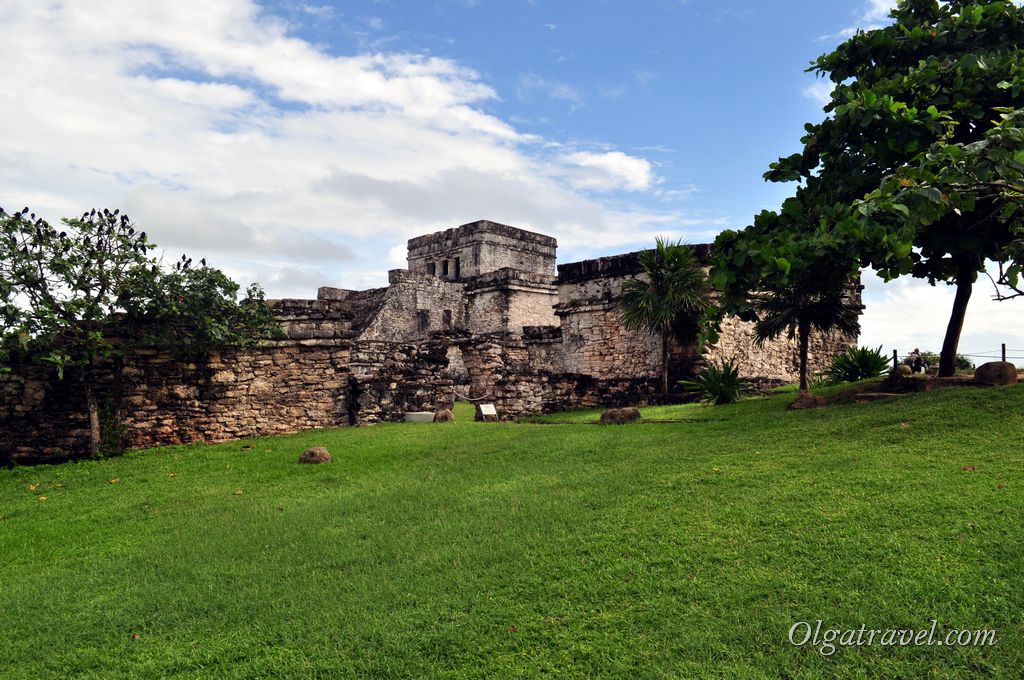 Tulum_ruins_16