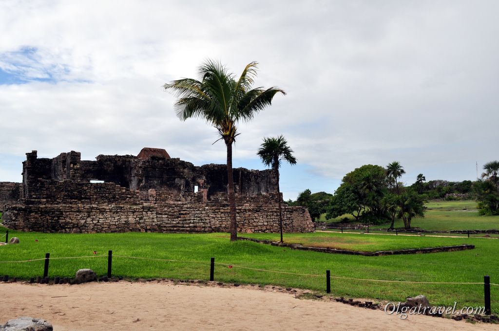 Tulum_ruins_3