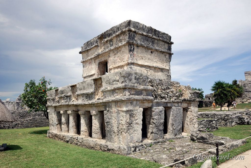 Tulum_ruins_36