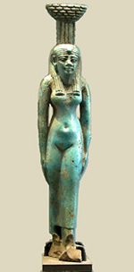 Одна из самых известных статуэток Нефтиды. Луврский музей