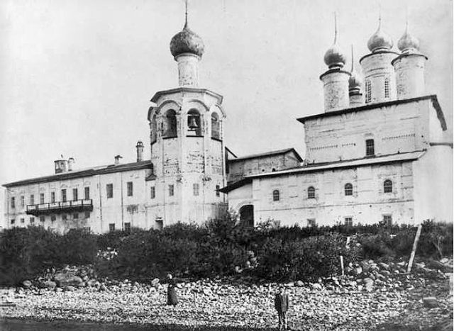 Спасо-Камененый монастырь на Кубенском озере. Фотография 1909 г.