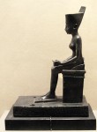 Богиня Нейт в мифологии Древнего Египта. Статуэтка из музея