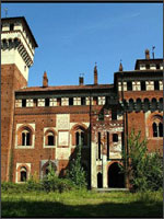 Рис. 3. Замок Россо (красный) недалеко от Турина