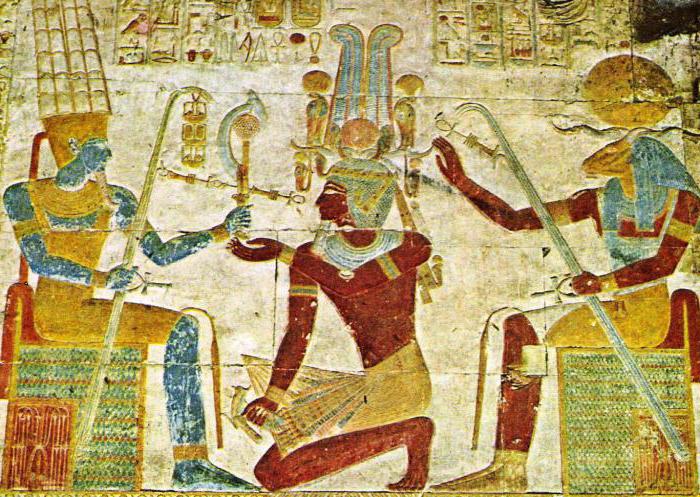 бог египта амон