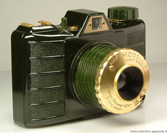 Коллекция старых фотоаппаратов: 10,000+ фотографий 