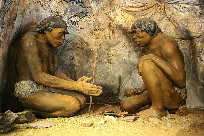 Почему исчезли неандертальцы