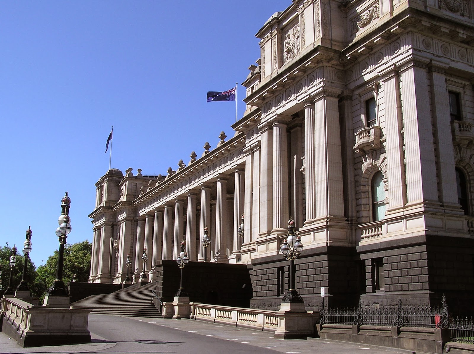 Victoria_Parliament_House_Melbourne