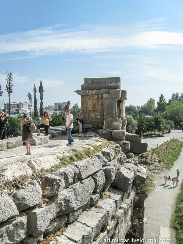 Античный амфитеатр в Мире (Демре)