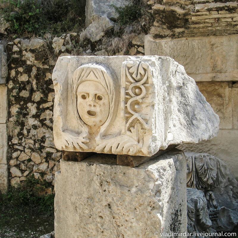 Античный амфитеатр в Мире (Демре)