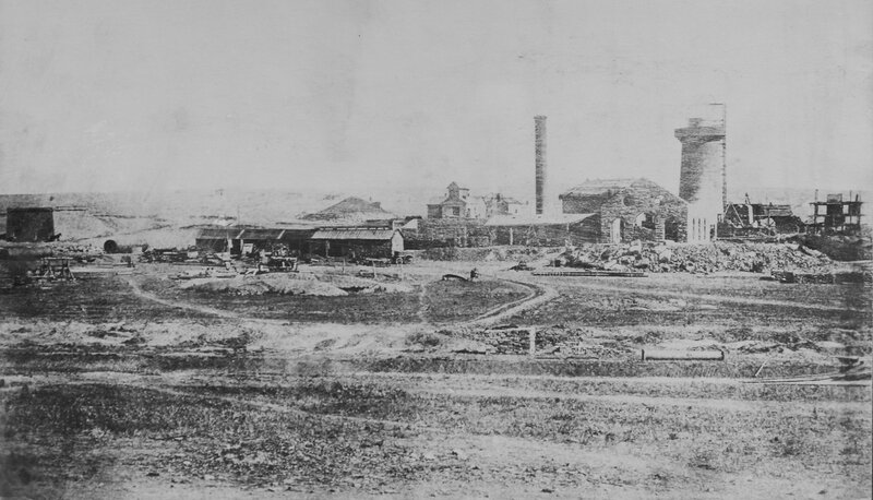 1872 Юзовка Общий вид завода Первая доменная печь.jpg