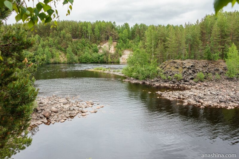 Водоотводный канал Пальеозёрской ГЭС, вулкан Гирвас, Карелия