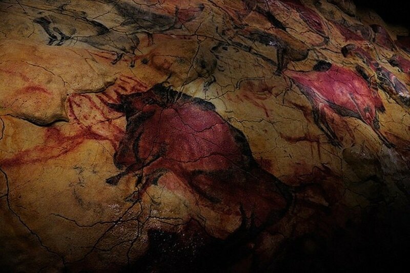 Пещера Альтамира с древними наскальными рисунками в Испании