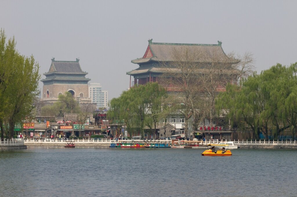 Барабанная и Колокольная башни, Шичахай, Пекин