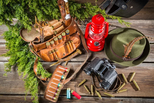 Forester lodge полное снаряжение для охоты — стоковое фото
