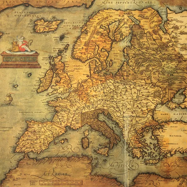 Размножение XVI века карта Европы выгравированы и цветные Стоковое Изображение