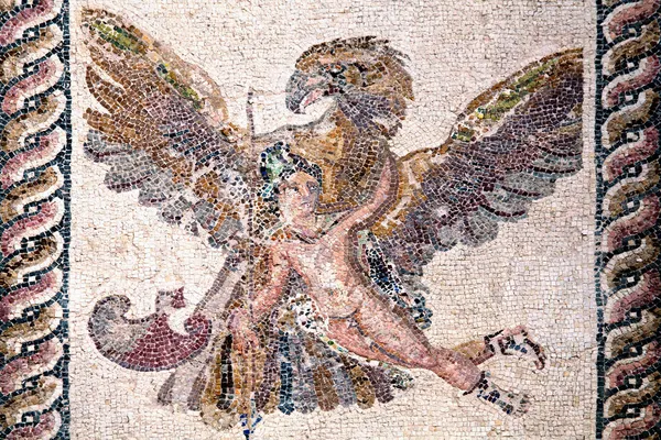 Римская мозаика Ганимеда и орел — стоковое фото