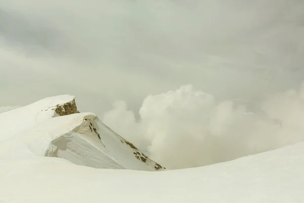 Горы Олимп в апреле — стоковое фото