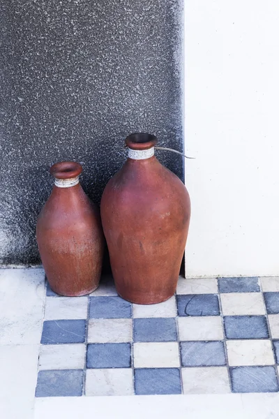 Две вазы ретро красный Лицензионные Стоковые Изображения