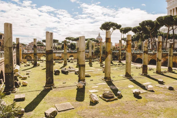 Руины Древнего Римского Форума Солнечный День Рим Италия — стоковое фото