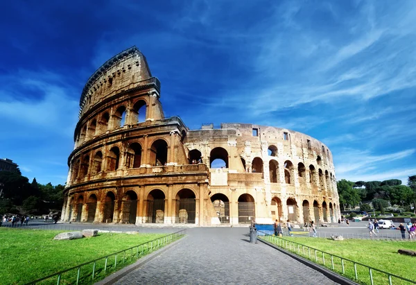 Колизей в Риме, Италии — стоковое фото