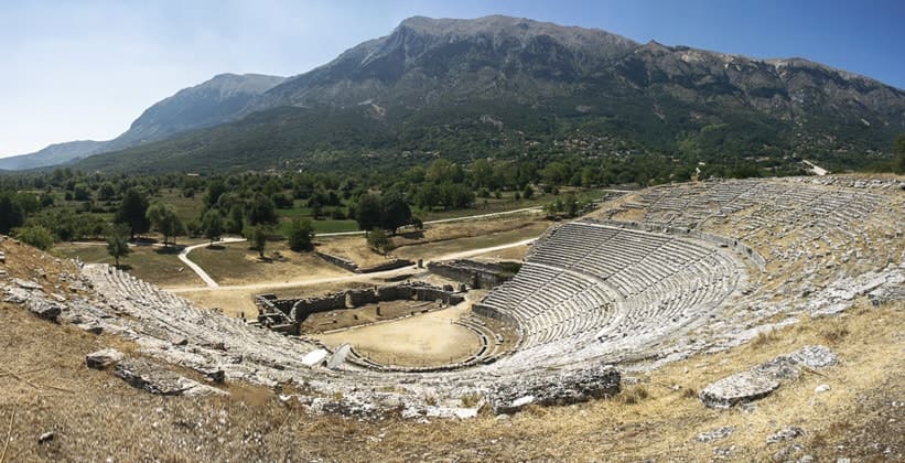 Античный театр Додони в Греции